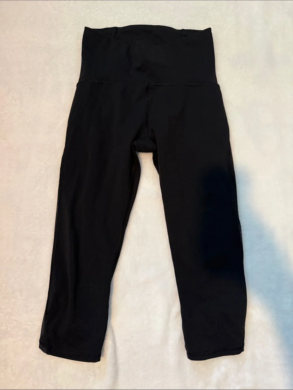 lululemon athletica High-Rise Black Crop Leggings size 4